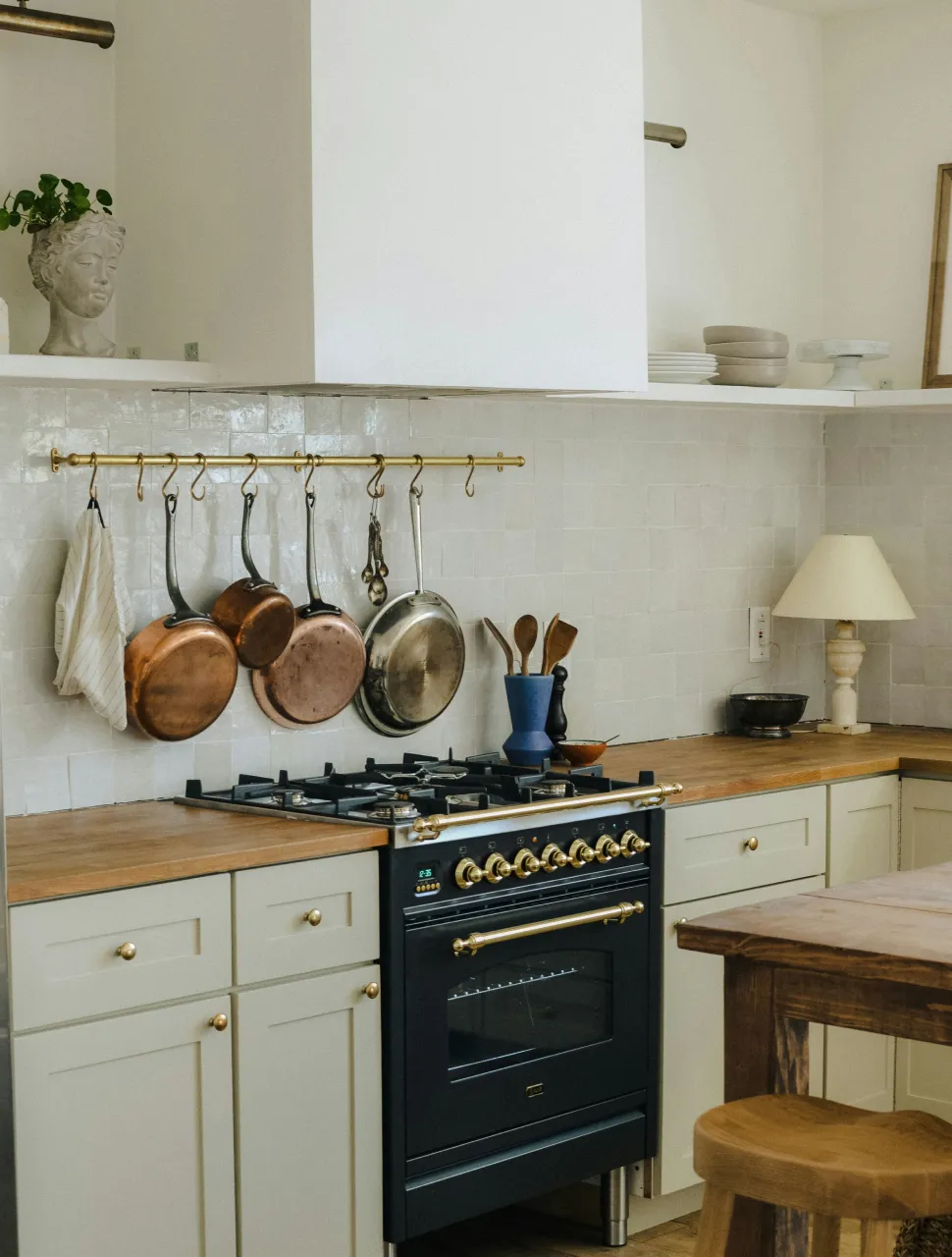 12 Ideas for Industrial-Style Holiday Decorating